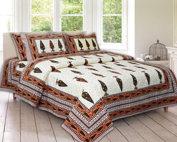 5 Reasons to Purchase Wholesale Bedding for Your Business